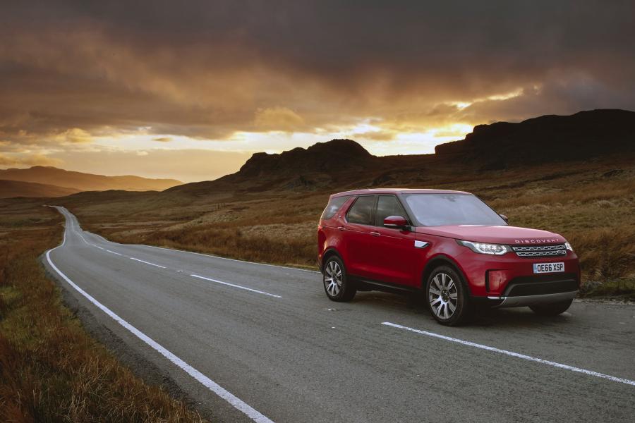  Land Rover Discovery HSE 2017 года  (UK) (фото 20 из 40)